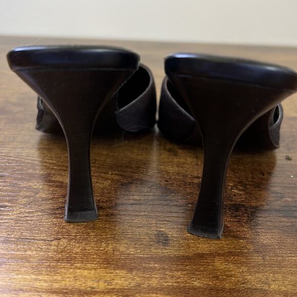 Nolan Belk Black Striped Large Button “Zachary” Fabric Upper Mules - Picture 9 of 11